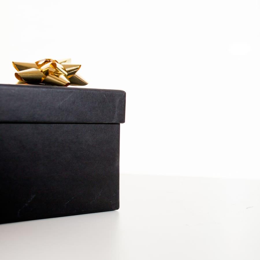 Signature Box